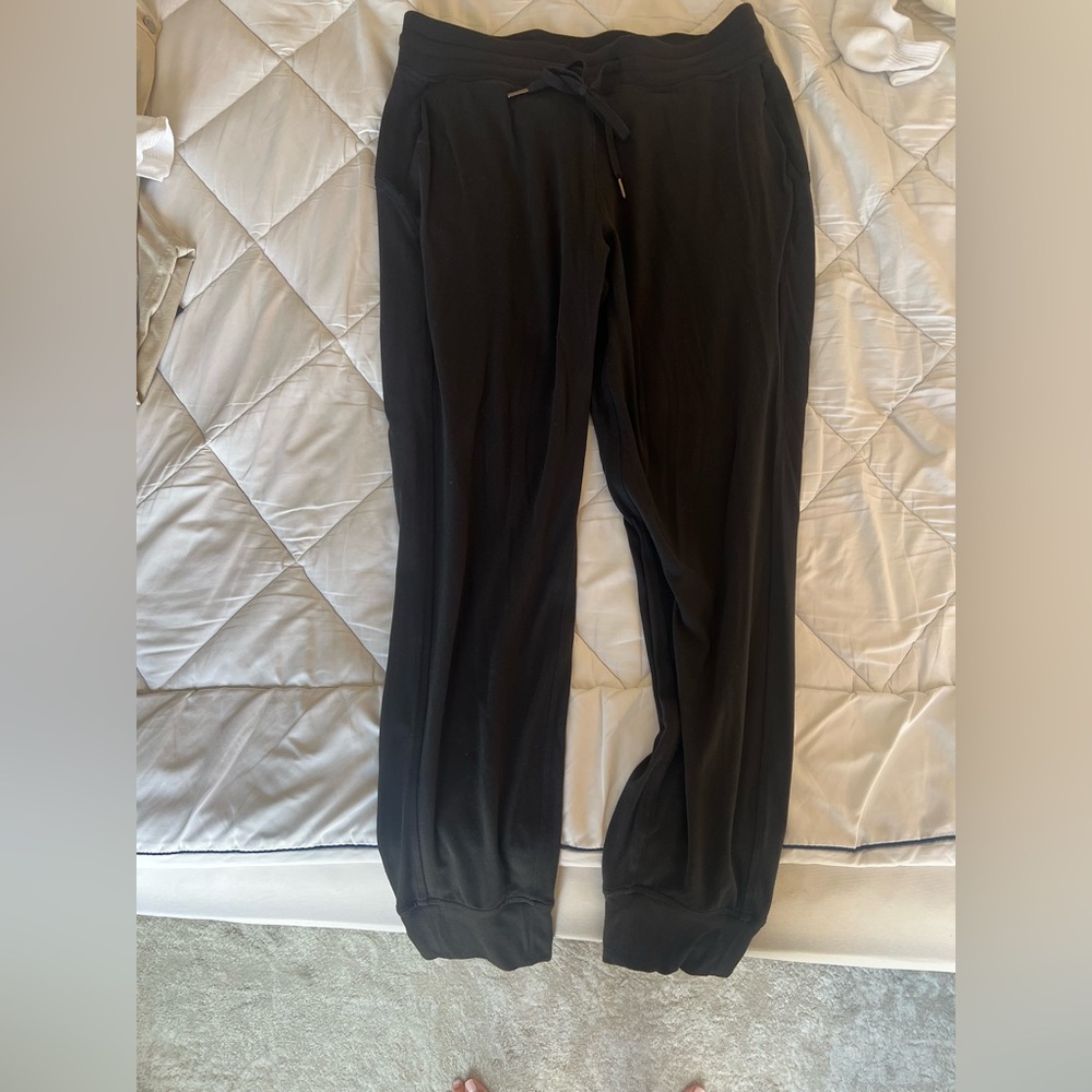 Lululemon black jogger